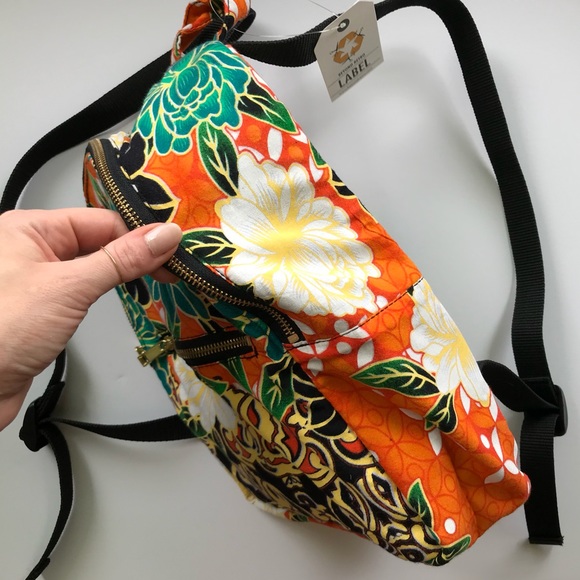 UO Floral Peonies Tapestry Recycled Eco Backpack - Picture 2 of 5